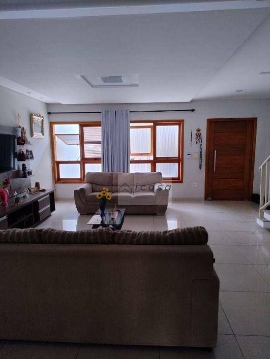 Sobrado com 3 dormitórios à venda, 185 m² por R$ 600.000,00 - Jardim Amália - Caçapava/SP