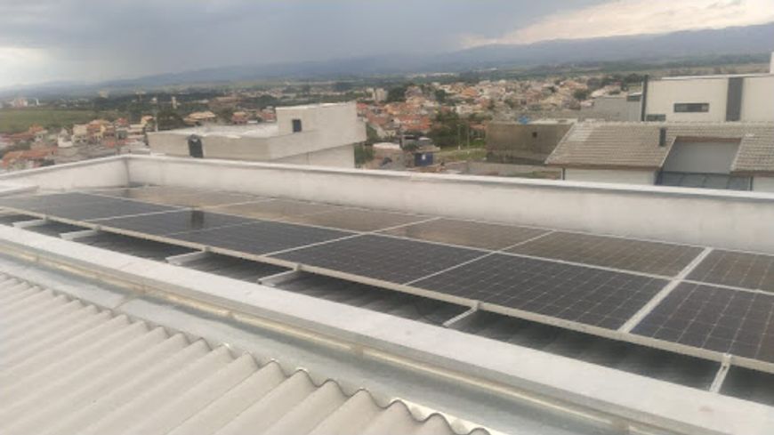 Sobrado com o mais lindo acabamento, Energia Solar