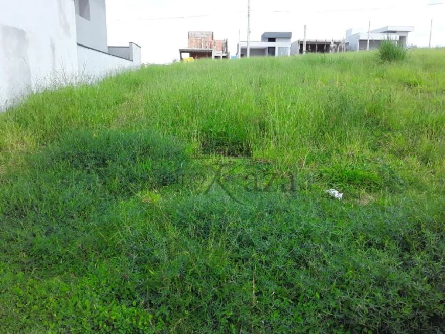 Terreno em Condomínio - Malibu Residencial - Caçapava - 250m².