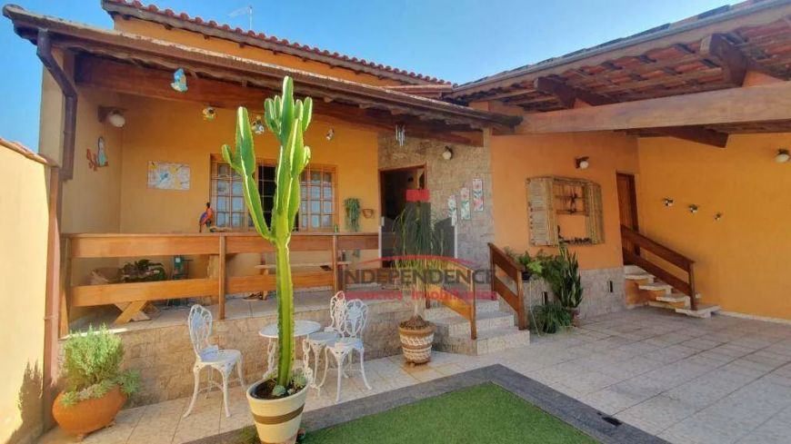 Casa à venda, 193 m² por R$ 640.000,00 - Jardim Maria Cândida - Caçapava/SP