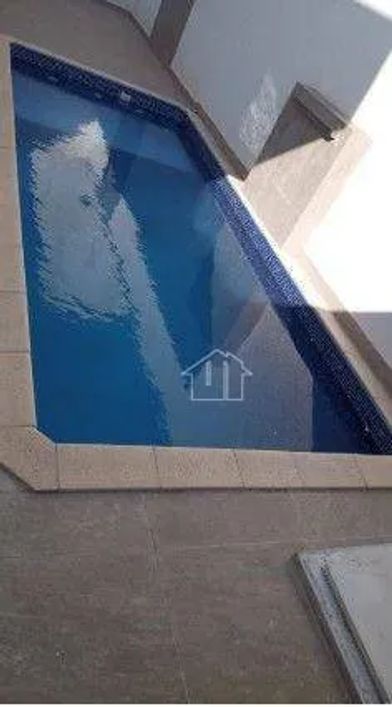 Casa com 3 dormitórios à venda, 140 m² por R$ 1.100.000,00 - Malibu - Caçapava/SP