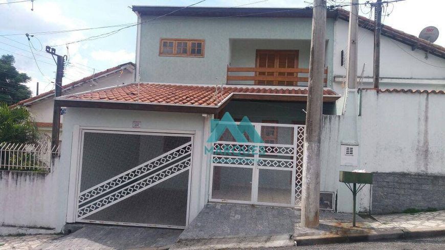 Excelente Sobrado no Jardim Rafael
