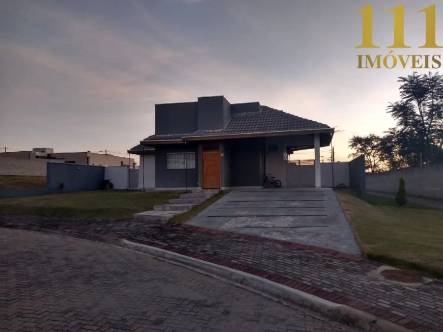 Casa com 3 dormitórios e suite no Residencial Ecopark Bourbon Caçapava 200m² Caç