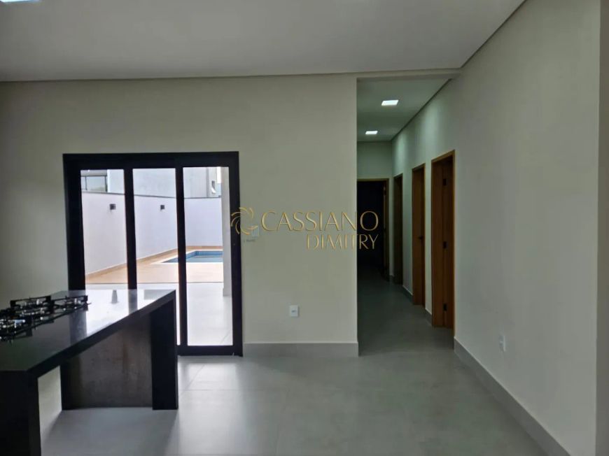 Casa à venda de 150m² | 03 dormitórios, sendo 01 suíte e 02 vagas de garagem | Condomínio Terras do