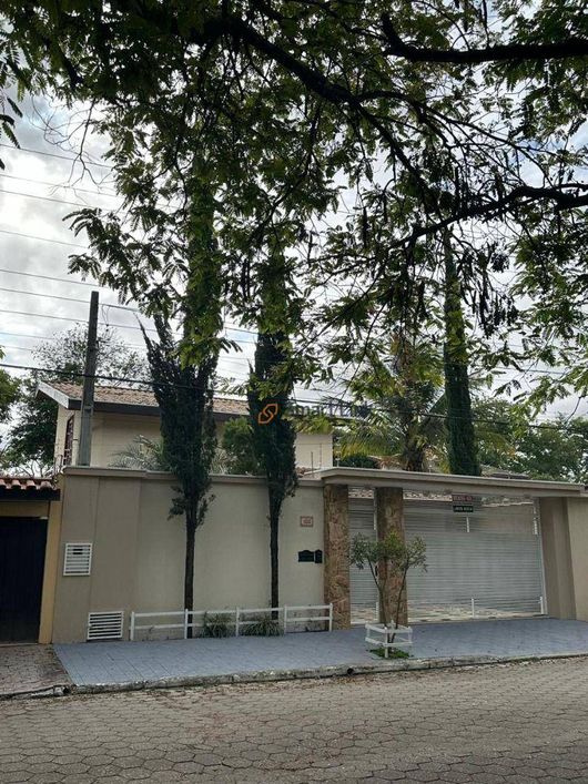 Casa com 4 dormitórios à venda, 376 m² por R$ 990.000,00 - Vila Resende - Caçapava/SP