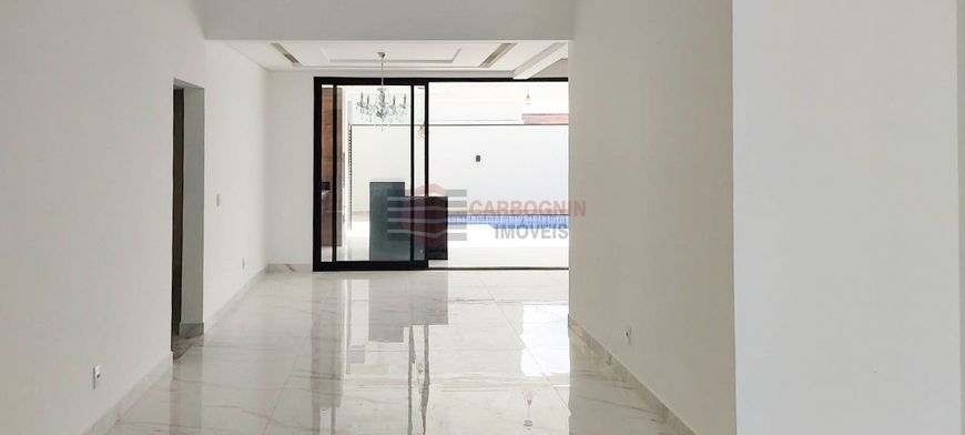 Casa em condomínio a Venda no Terras do Vale no Bairro do Grama em Caçapava