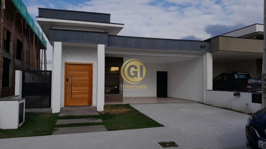 Imperdível oportunidade! Casa em condomínio à venda em Caçapava-SP, Residencial Colinas - 3 quartos,