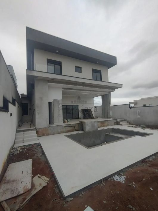 Casa em Condomínio Venda 3 Dormitórios