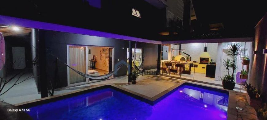 Sobrado com 3 dormitórios à venda, 264 m² por R$ 1.385.000,00 - Condomínio Terras do Vale - Caçapava