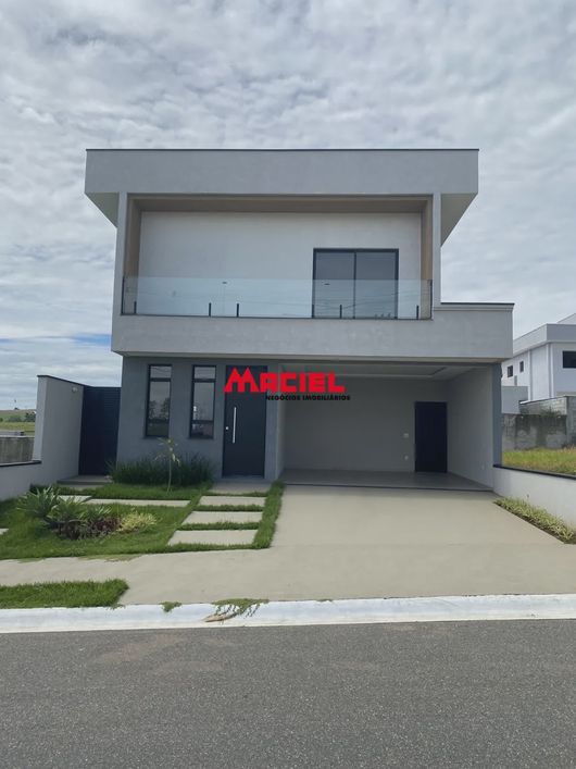 CASA NO CONDOMINIO MALIBU EM CAÇAPAVA