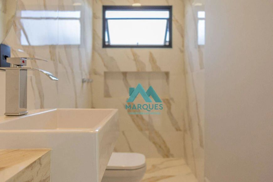 CASA INTELIGENTE E MODERNA EM CONDOMÍNIO FECHADO