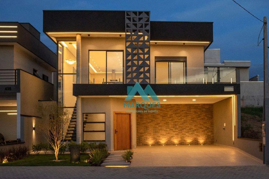 CASA INTELIGENTE E MODERNA EM CONDOMÍNIO FECHADO