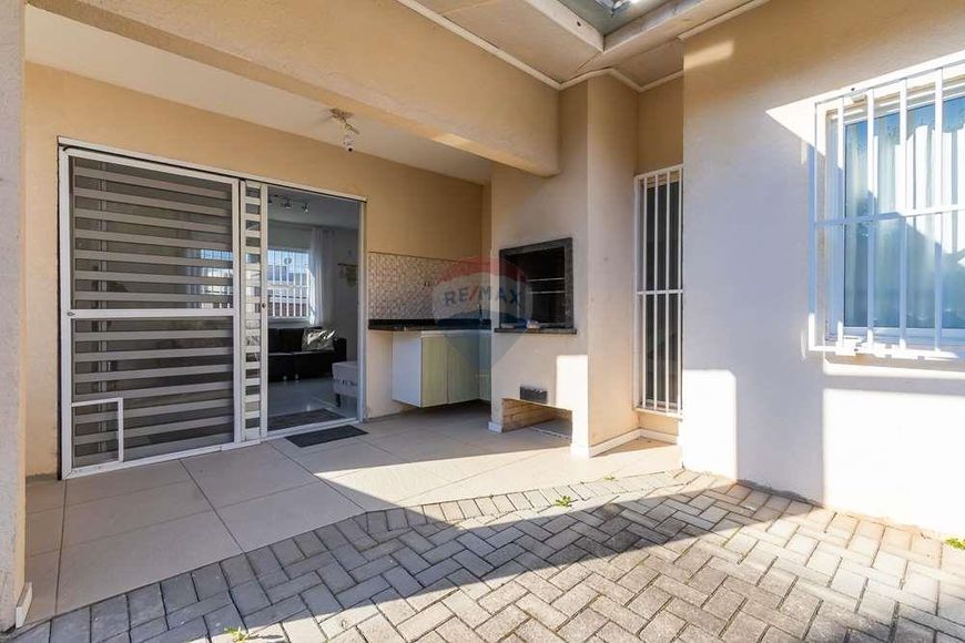 Casa à venda bairro São Lourenço 4 quartos.