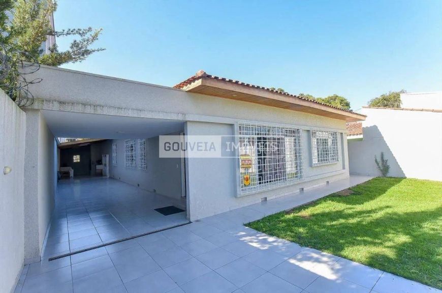 Casa com 3 Dormitórios, 230 m², à venda por R$ 1.380.000 - Jardim Social, Curitiba (PR)