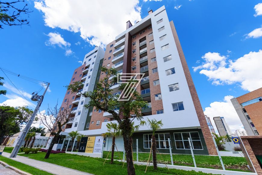 Apartamento para venda 77 m2 PRIVATIVOS / 3 Q sendo 1 Suíte / Mercês - Curitiba - PR
