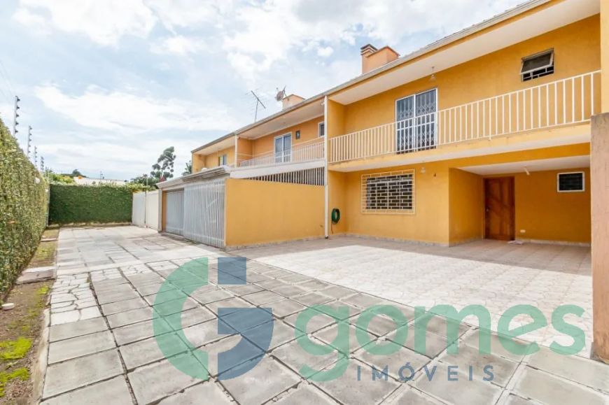 Sobrado com 3 dormitórios à venda, 137 m² - Cajuru - Curitiba/PR
