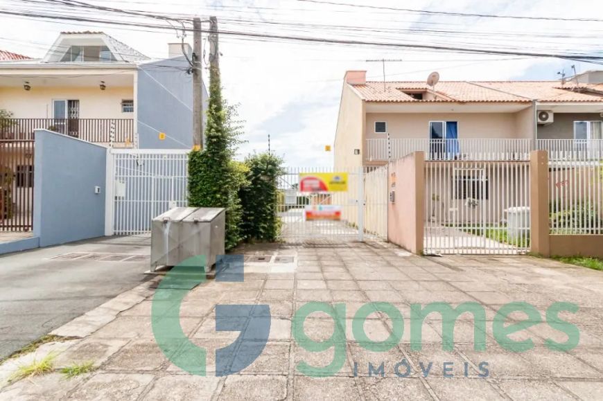 Sobrado com 3 dormitórios à venda, 137 m² - Cajuru - Curitiba/PR