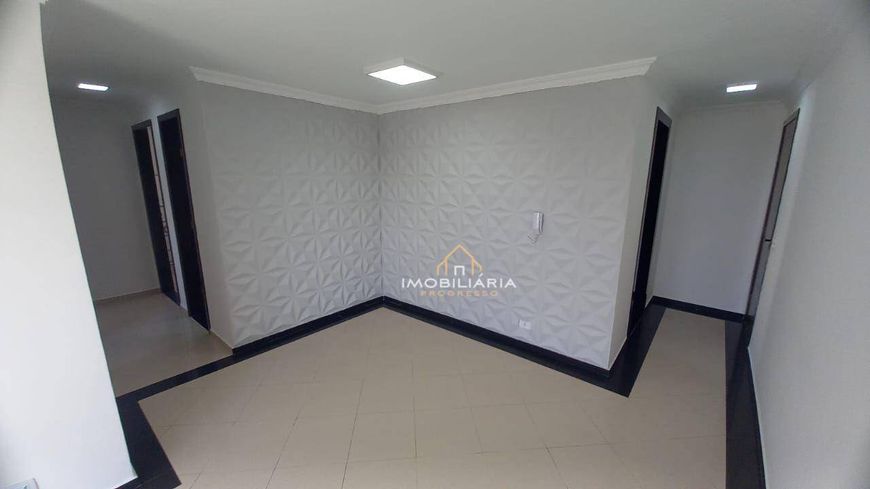 Apartamento com 3 dormitórios à venda, 60 m² por R$ 297.000,00 - Pinheirinho - Curitiba/PR
