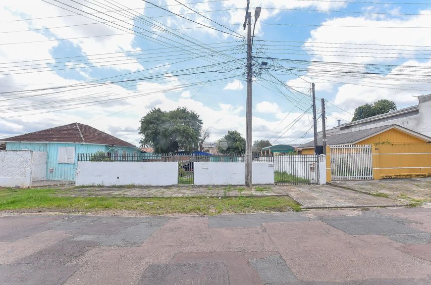 Terreno para venda no bairro Guaíra - Curitiba - PR
