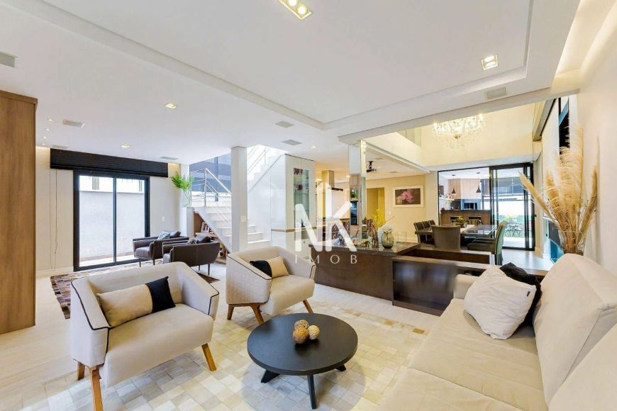 Casa com 3 dormitórios à venda, 297 m² por R$ 2.590.000,00 - Pinheirinho - Curitiba/PR