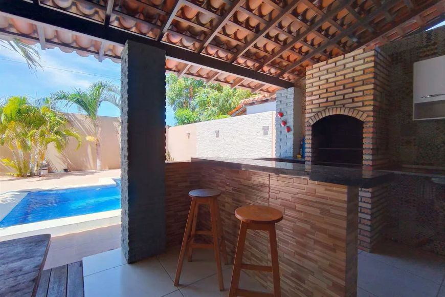 Casa térrea a venda com 04 dormitórios, 02 suítes, área gourmet e piscina, Jardim Villaça, São Roque