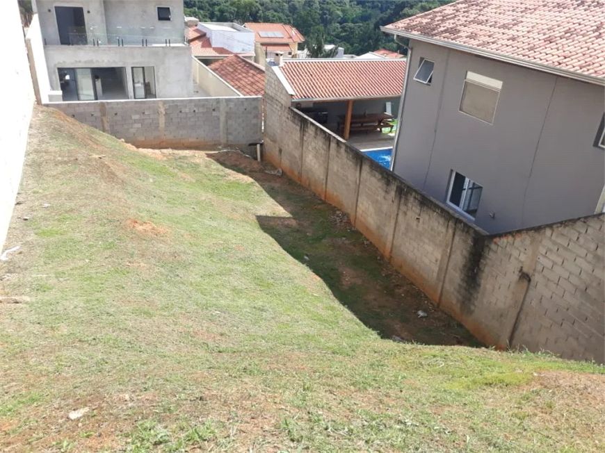 Terreno à venda em Parque Varanguera - SP