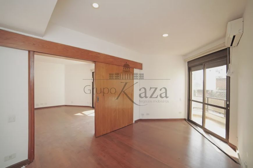 Apartamento para venda com 210 metros quadrados com 3 quartos em Itaim Bibi - São Paulo - SP