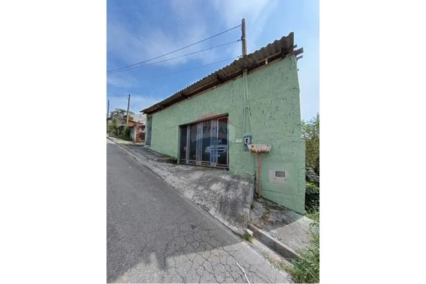 Refúgio Tranquilo: Casa 4 Quartos, Sendo 1 Suite em São Roque