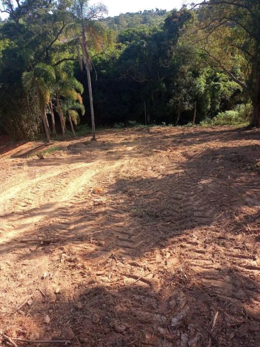 EXCELENTE ÁREA EM SÃO ROQUE COM 68.620M²