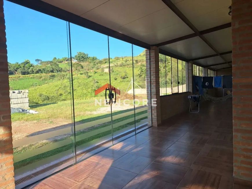 Casa em Travessa das Ameixas - Recanto das Acácias - São Roque/SP