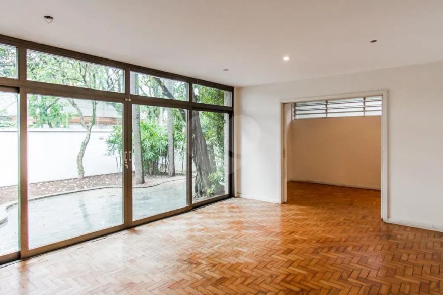 Sobrado com 4 quartos para locação em Alto De Pinheiros - SP