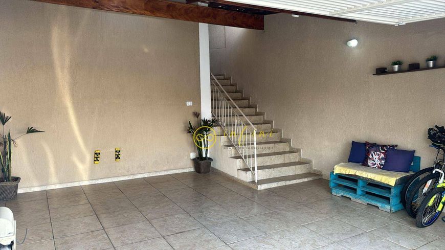 Casa com 3 quartos, sendo 1 suíte à venda, 130 m² por R$ 795.000 - Jardim Villaça - São Roque/SP