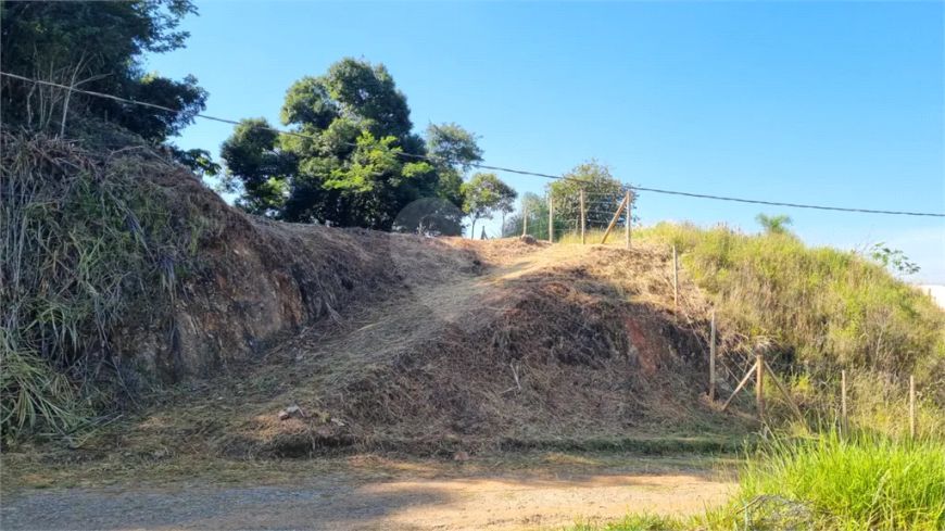 Terreno à venda em Bairro Do Cambará - SP