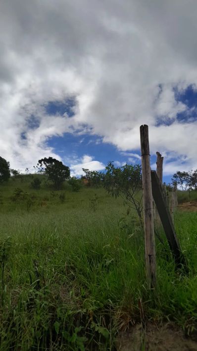 Mil Motivos para Comprar: Terreno com 1.000m² à Sua Espera