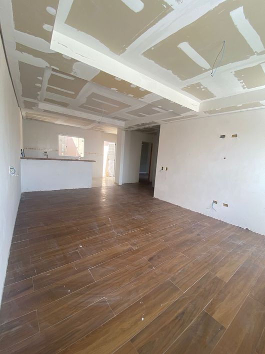 (VENDE-SE) bela casa em São Roque, SP