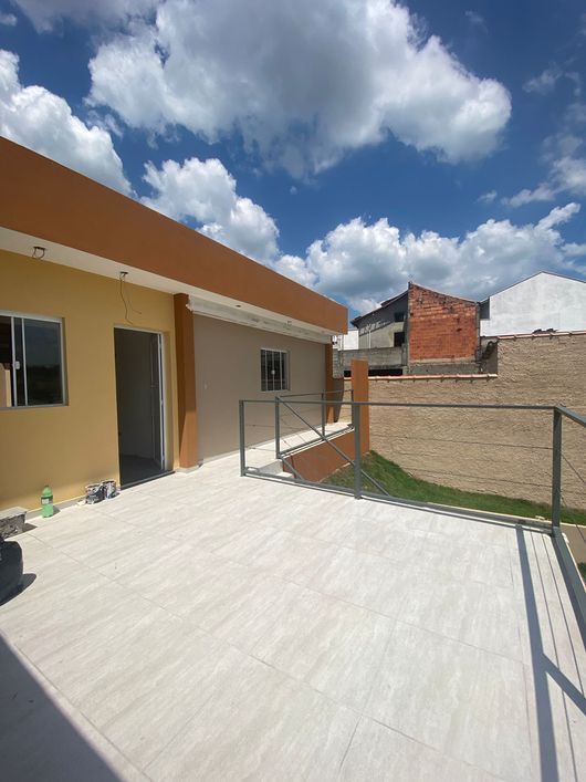 (VENDE-SE) bela casa em São Roque, SP