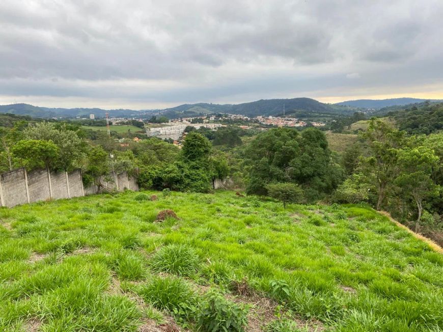 VENDE-SE Terreno Alto Padrão, São Roque
