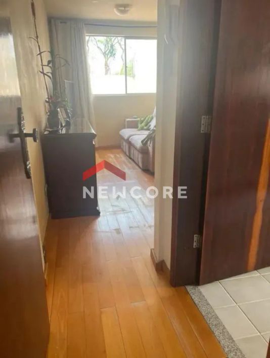 Apartamento em Rua São Mateus - Portão - Curitiba/PR