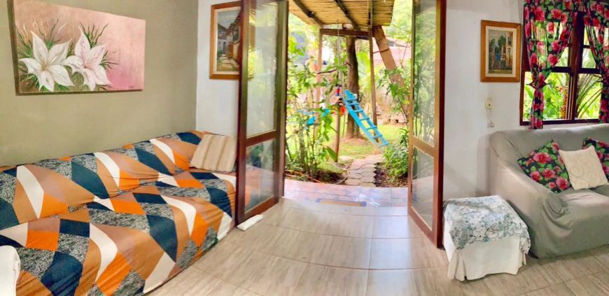 Chalé para venda tem 180 metros quadrados com 4 quartos em Boiçucanga - São Sebastião - SP