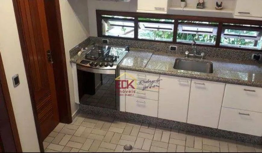 Sobrado com 3 dormitórios à venda, 400 m² por R$ 2.500.000,00 - Guaecá - São Sebastião/SP