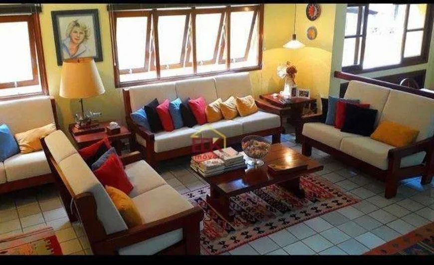 Sobrado com 3 dormitórios à venda, 400 m² por R$ 2.500.000,00 - Guaecá - São Sebastião/SP