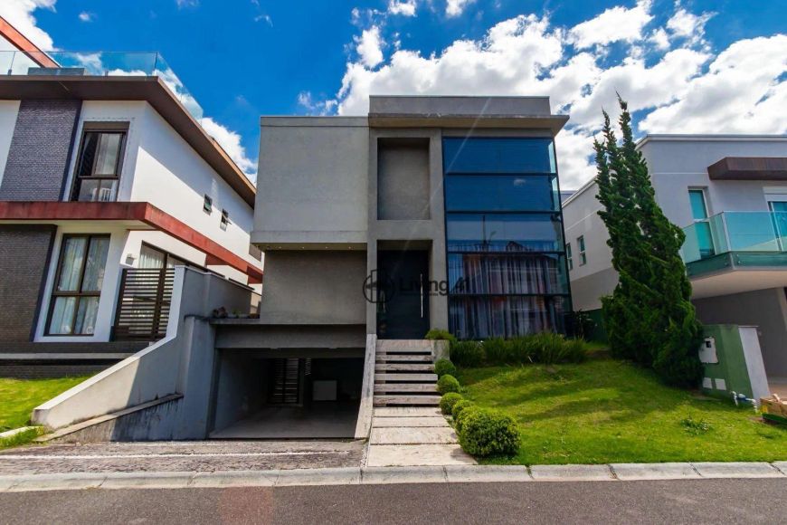 Casa com 3 dormitórios à venda, 297 m² por R$ 2.589.000,00 - Pinheirinho - Curitiba/PR