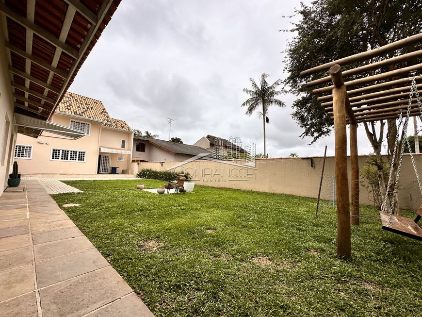 Sobrado 3 Quartos com suíte à venda no Cajuru em Curitiba/PR - Confiancce Imóveis