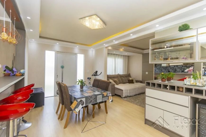 Casa com 3 dormitórios à venda, 210 m² por R$ 1.449.999,00 - Cajuru - Curitiba/PR