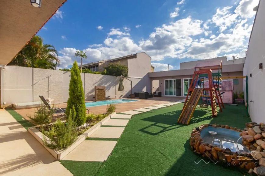 Casa com 3 dormitórios à venda, 210 m² por R$ 1.449.999,00 - Cajuru - Curitiba/PR