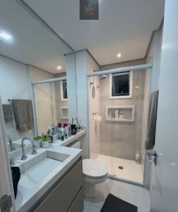 Apartamento com 2 dormitórios à venda, próximo ao Memorial da América Latina