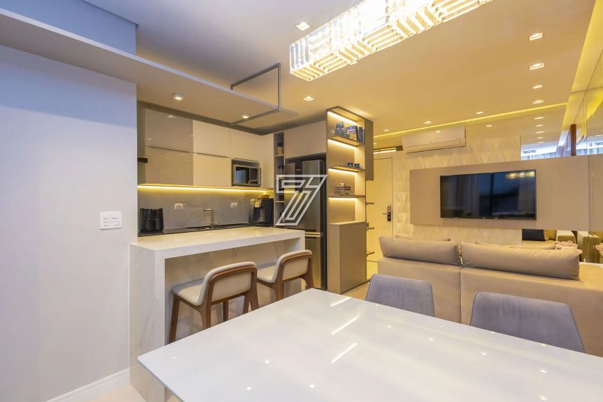 Apartamento à venda 71 m 2 quartos - Portão - Curitiba - PR