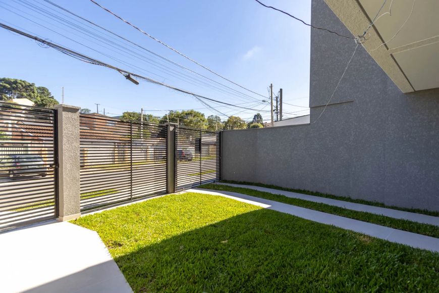 SOBRADO com 3 dormitórios à venda com 157m² por R$ 923.000,00 no bairro Pilarzinho - CURITIBA / PR