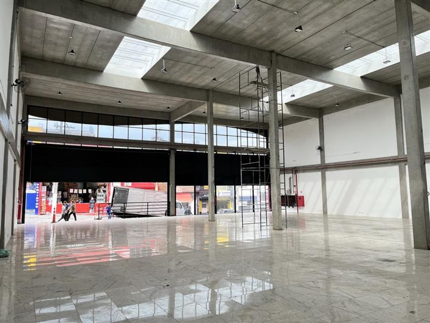 SALÃO / LOJA 1.000m² - RUA SENADOR FLÁQUER (SANTO AMARO)