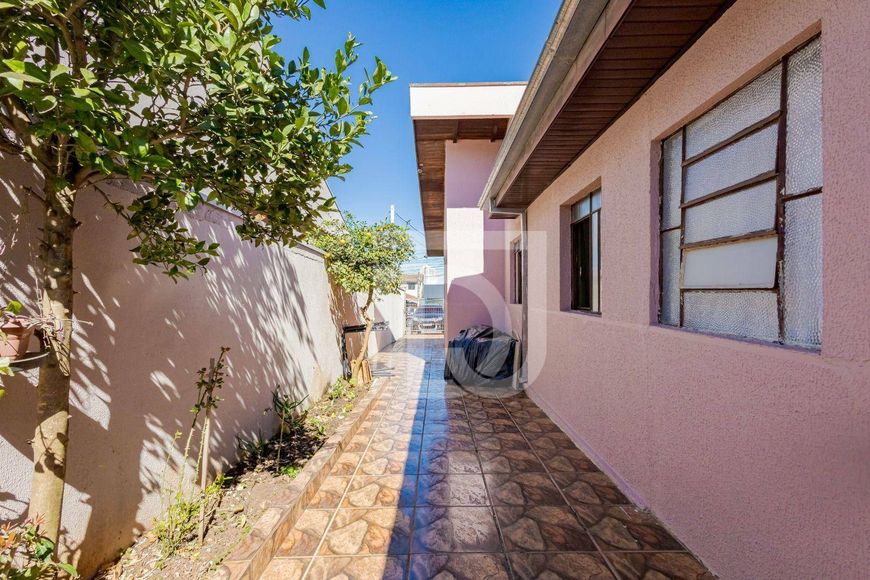 Casa com 7 dormitórios à venda, 320 m² por R$ 1.050.000,00 - Orleans - Curitiba/PR
